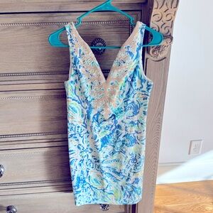 NWOT Lilly pulitzer dress with gold sequins detail